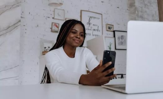 interviewer ai press